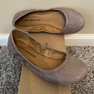 Lucky brand. LP-Erin. Driftwood.